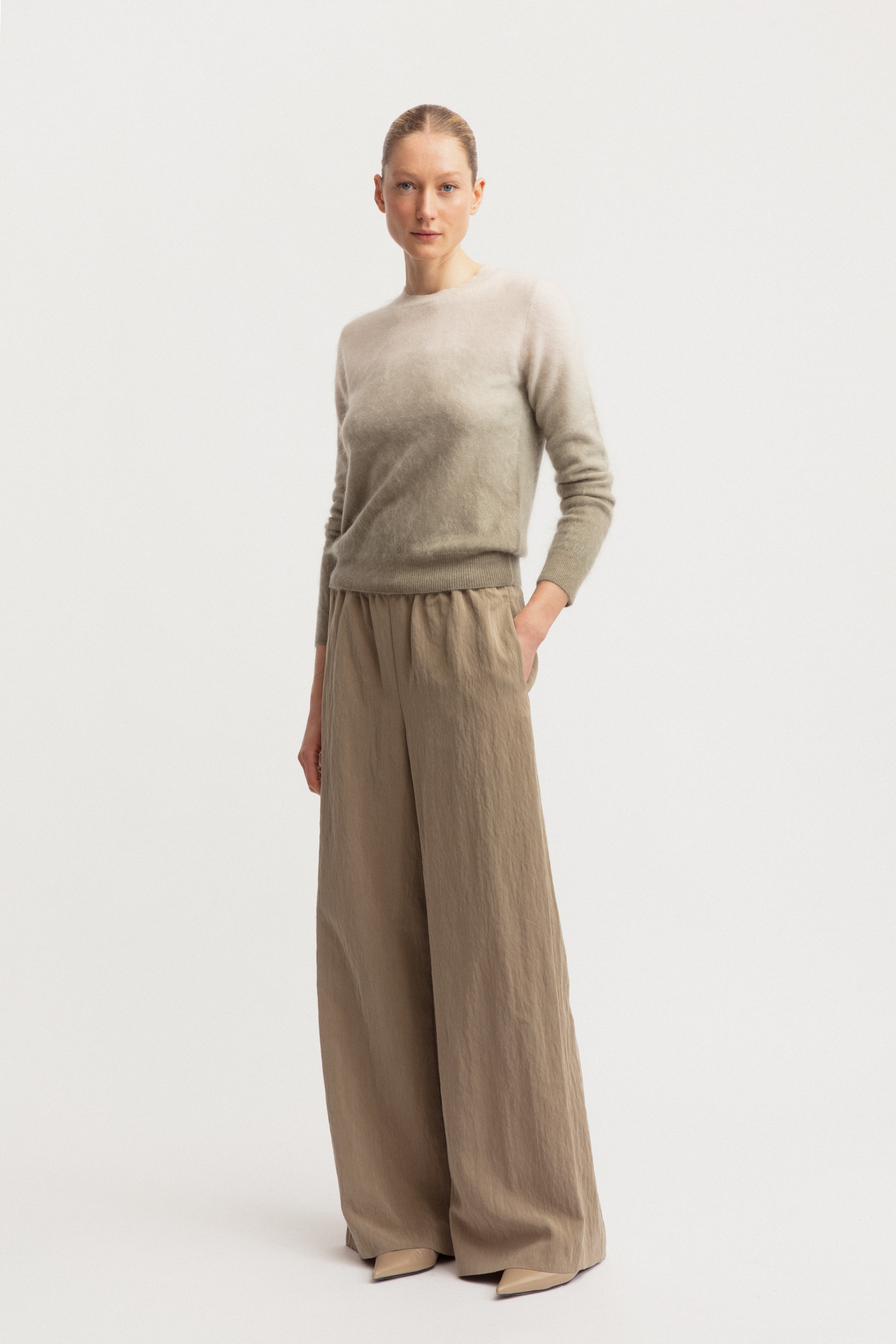 KALEIA DIP DYE Brushed Cashmere Sweater for Women in reed/alabaster
